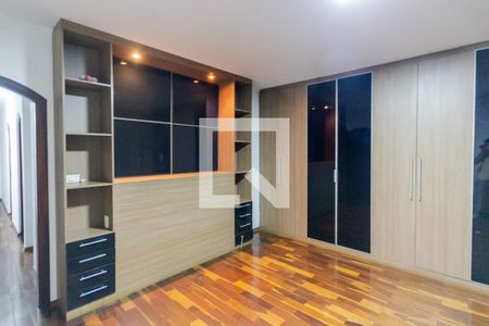 Casa à venda com 200m², 3 quartos e 3 vagas Casa à venda com 200m², 3 quartos e 3 vagasSuíte 2