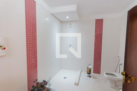 Casa à venda com 412m², 3 quartos e 3 vagasBanheiro Social  2