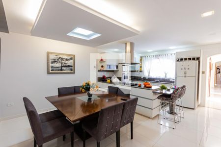 Casa à venda com 412m², 3 quartos e 3 vagasCozinha