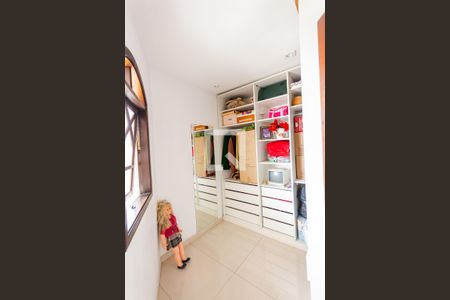 Casa à venda com 412m², 3 quartos e 3 vagasCloset