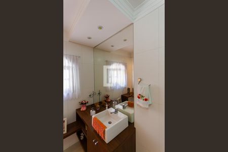 Casa à venda com 412m², 3 quartos e 3 vagasBanheiro Social 2