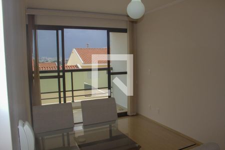 Sala de apartamento para alugar com 3 quartos, 70m² em Jardim Leocadia, Sorocaba