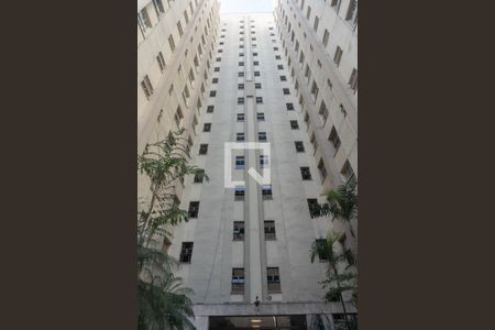 Apartamento para alugar com 42m², 1 quarto e sem vagaFachada