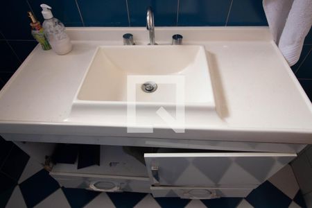 Casa à venda com 200m², 2 quartos e 2 vagas Casa à venda com 200m², 2 quartos e 2 vagasBanheiro 3