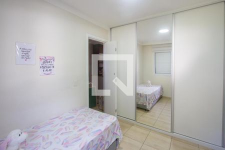 Casa de condomínio à venda com 127m², 3 quartos e 2 vagasQuarto 1