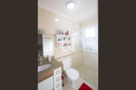 Banheiro Suíte de casa de condomínio para alugar com 3 quartos, 127m² em Jardim São Luís, São Paulo