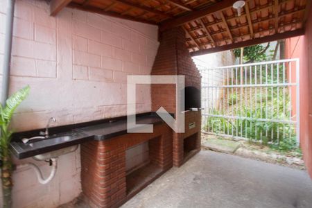 Casa de condomínio à venda com 127m², 3 quartos e 2 vagasChurrasqueira Salão de Festas