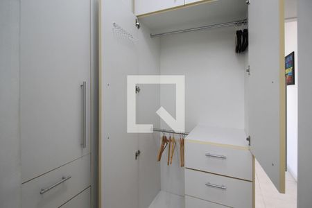 Apartamento para alugar com 33m², 1 quarto e 1 vagaCloset