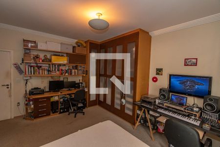 Casa de condomínio à venda com 520m², 4 quartos e 2 vagasSuite 2