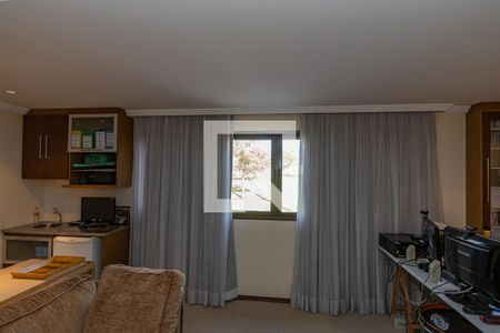 Casa de condomínio à venda com 520m², 4 quartos e 2 vagasEscritório 1