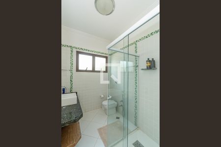 Casa de condomínio à venda com 520m², 4 quartos e 2 vagasBanheiro Corredor