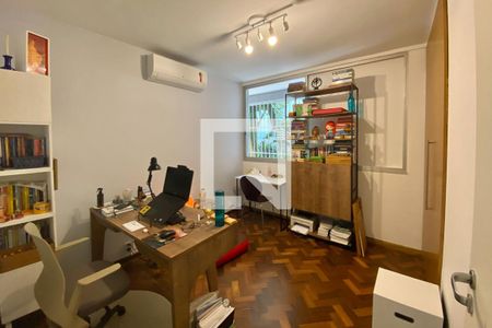 Quarto 1 de apartamento à venda com 2 quartos, 86m² em Leme, Rio de Janeiro