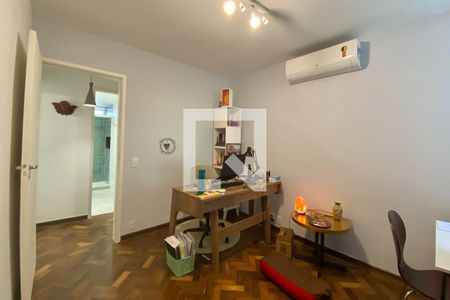 Quarto 1 de apartamento à venda com 2 quartos, 86m² em Leme, Rio de Janeiro
