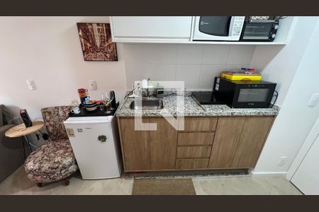 Studio à venda com 28m², 1 quarto e sem vagaCozinha - Armários