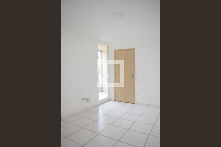 Sala de apartamento para alugar com 2 quartos, 48m² em Campo de Santana, Curitiba