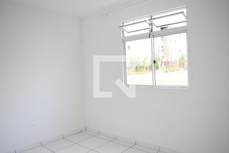 Quarto 2 de apartamento para alugar com 2 quartos, 48m² em Campo de Santana, Curitiba