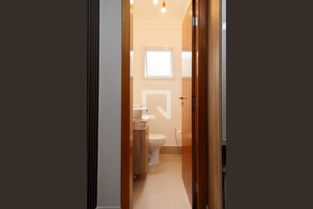 Casa de condomínio à venda com 120m², 3 quartos e 2 vagasBanheiro social