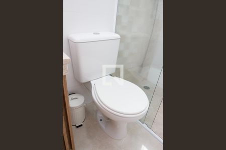 Casa de condomínio à venda com 120m², 3 quartos e 2 vagasBanheiro social