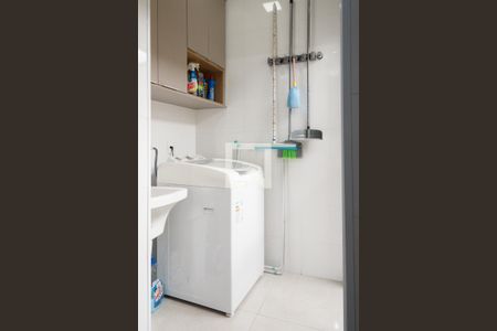 Casa de condomínio à venda com 120m², 3 quartos e 2 vagasÁrea de serviço