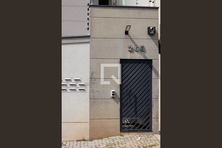 Casa de condomínio à venda com 120m², 3 quartos e 2 vagasFachada