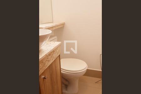 Casa de condomínio à venda com 120m², 3 quartos e 2 vagasBanheiro social