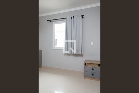 Casa de condomínio à venda com 120m², 3 quartos e 2 vagasSuíte