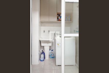 Casa de condomínio à venda com 120m², 3 quartos e 2 vagasÁrea de serviço