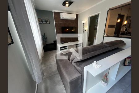 Sala de casa à venda com 2 quartos, 100m² em Parque Peruche, São Paulo