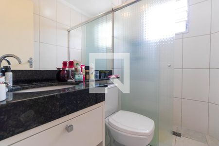 Casa de condomínio à venda com 150m², 2 quartos e 2 vagas Casa de condomínio à venda com 150m², 2 quartos e 2 vagasBanheiro da Suíte