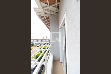 Casa de condomínio à venda com 150m², 2 quartos e 2 vagas Casa de condomínio à venda com 150m², 2 quartos e 2 vagasSacada da Suíte