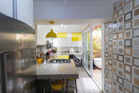 Casa de condomínio à venda com 150m², 2 quartos e 2 vagas Casa de condomínio à venda com 150m², 2 quartos e 2 vagasCozinha