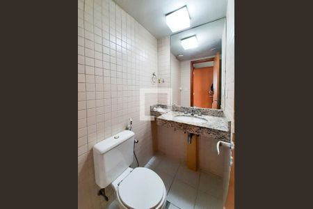 Banheiro Quarto 1 suíte de apartamento para alugar com 2 quartos, 70m² em Barra da Tijuca, Rio de Janeiro