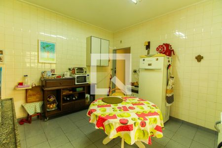 Casa à venda com 300m², 4 quartos e 2 vagasCozinha