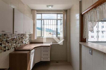 Apartamento à venda com 133m², 3 quartos e 2 vagasCozinha