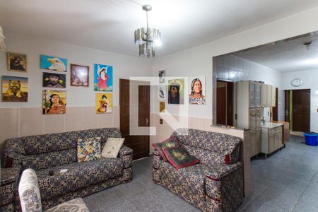 Sala   de casa à venda com 7 quartos, 200m² em Vila Nelson, São Paulo