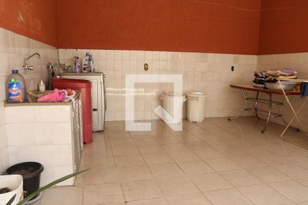 Casa à venda com 300m², 7 quartos e 10 vagasÁrea de Serviço casa 2