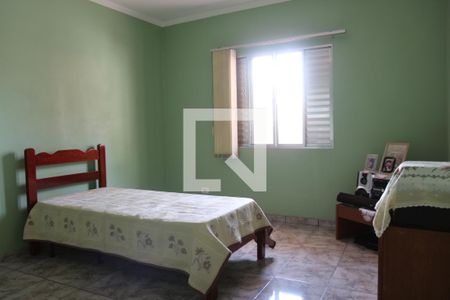 Casa à venda com 300m², 7 quartos e 10 vagasQuarto 2 casa 1