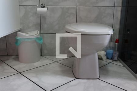 Casa à venda com 300m², 7 quartos e 10 vagasBanheiro casa 1