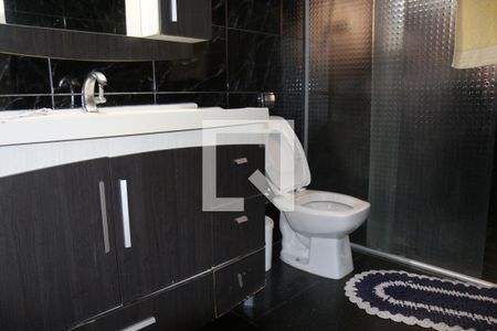 Casa à venda com 300m², 7 quartos e 10 vagasBanheiro casa 3