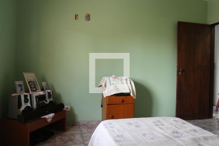 Casa à venda com 300m², 7 quartos e 10 vagasQuarto 2 casa 1