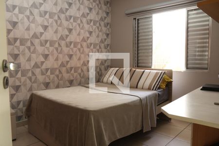 Casa à venda com 300m², 7 quartos e 10 vagasQuarto 2 casa 3