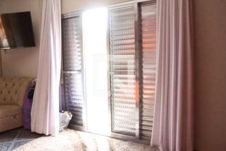 Casa à venda com 300m², 7 quartos e 10 vagasQuarto 1 casa 3