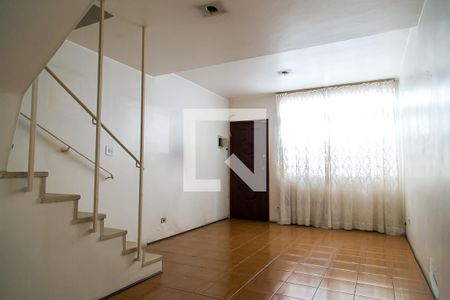Sala de casa para alugar com 2 quartos, 96m² em Indianópolis, São Paulo