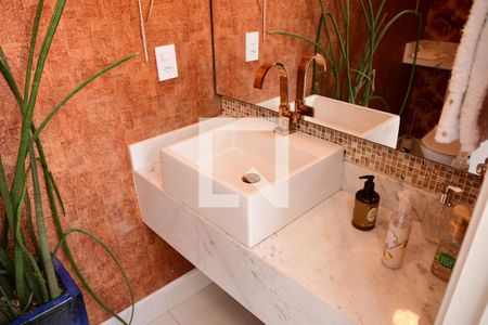 Casa para alugar com 699m², 4 quartos e 4 vagasLavabo