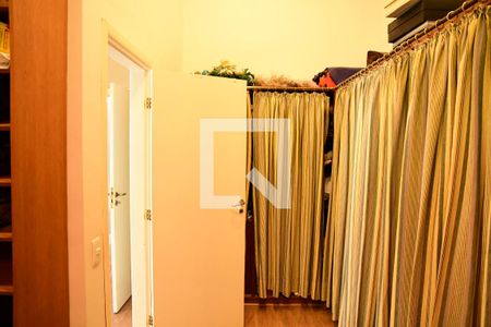 Casa para alugar com 699m², 4 quartos e 4 vagasCloset suíte 1