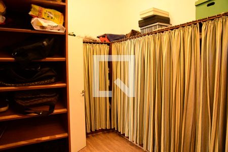 Casa para alugar com 699m², 4 quartos e 4 vagasCloset suíte 1