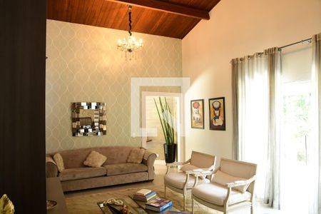 Casa para alugar com 699m², 4 quartos e 4 vagasSala