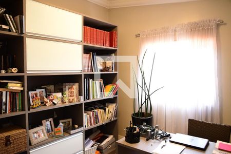 Casa para alugar com 699m², 4 quartos e 4 vagasEscritório suíte 1