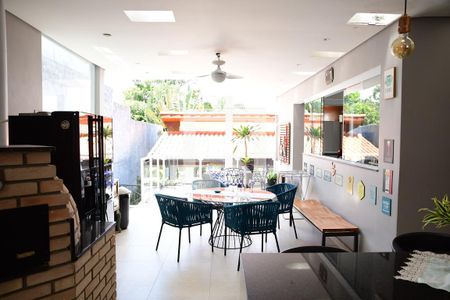 Casa para alugar com 699m², 4 quartos e 4 vagasÁrea gourmet