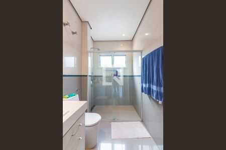 Casa de condomínio à venda com 705m², 5 quartos e 8 vagasBanheiro da Suíte 3